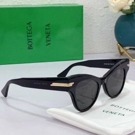 Picture of Bottega Veneta Sunglasses _SKUfw39896178fw